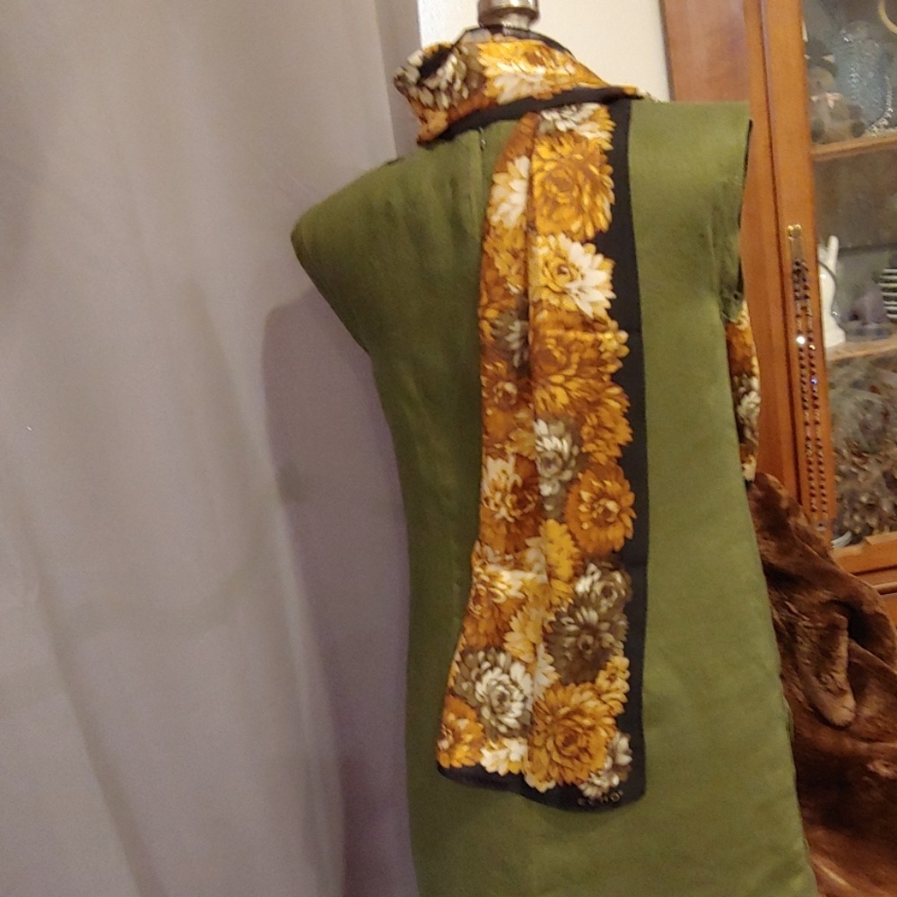 J Crew Green Linen Shift Dress W/ Grommets - Picture 4 of 7